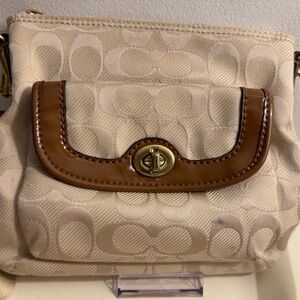 Coach Campbell Signature Twill Swingpack.